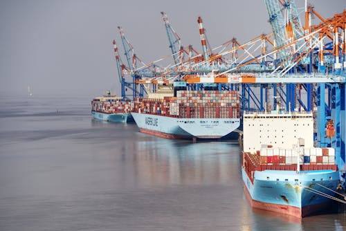 Cargo tracking company